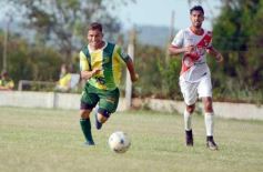 Foto de la galería: Regional Amateur: La Franja cayó en Villa Cabello pero clasificó a semifinales