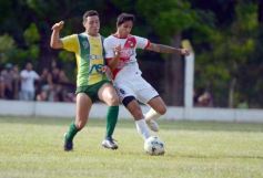 Foto de la galería: Regional Amateur: La Franja cayó en Villa Cabello pero clasificó a semifinales