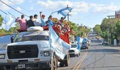Foto de la galería: Al grito de Campeón: la fiesta popular se adueñó de Posadas en la consagración de la Albiceleste