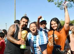 Foto de la galería: Al grito de Campeón: la fiesta popular se adueñó de Posadas en la consagración de la Albiceleste