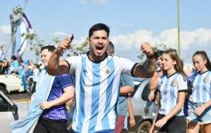 Foto de la galería: Al grito de Campeón: la fiesta popular se adueñó de Posadas en la consagración de la Albiceleste