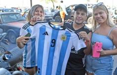 Foto de la galería: Al grito de Campeón: la fiesta popular se adueñó de Posadas en la consagración de la Albiceleste