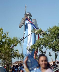 Foto de la galería: Al grito de Campeón: la fiesta popular se adueñó de Posadas en la consagración de la Albiceleste