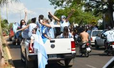 Foto de la galería: Al grito de Campeón: la fiesta popular se adueñó de Posadas en la consagración de la Albiceleste