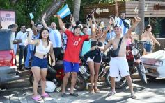 Foto de la galería: Al grito de Campeón: la fiesta popular se adueñó de Posadas en la consagración de la Albiceleste