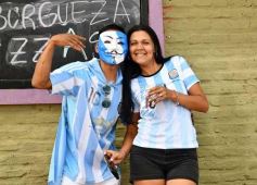 Foto de la galería: Al grito de Campeón: la fiesta popular se adueñó de Posadas en la consagración de la Albiceleste