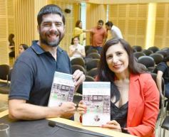Foto de la galería: Construcción Política y Gestión Farmacéutica: el periodista Manuel Sotelo presentó su primer libro en la Legislatura