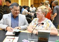 Foto de la galería: Construcción Política y Gestión Farmacéutica: el periodista Manuel Sotelo presentó su primer libro en la Legislatura