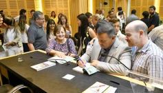 Foto de la galería: Construcción Política y Gestión Farmacéutica: el periodista Manuel Sotelo presentó su primer libro en la Legislatura