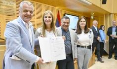 Foto de la galería: Construcción Política y Gestión Farmacéutica: el periodista Manuel Sotelo presentó su primer libro en la Legislatura