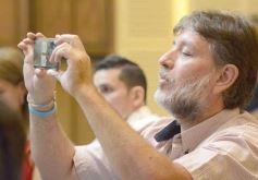 Foto de la galería: Construcción Política y Gestión Farmacéutica: el periodista Manuel Sotelo presentó su primer libro en la Legislatura