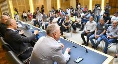 Foto de la galería: Construcción Política y Gestión Farmacéutica: el periodista Manuel Sotelo presentó su primer libro en la Legislatura