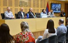 Foto de la galería: Construcción Política y Gestión Farmacéutica: el periodista Manuel Sotelo presentó su primer libro en la Legislatura