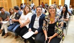 Foto de la galería: Construcción Política y Gestión Farmacéutica: el periodista Manuel Sotelo presentó su primer libro en la Legislatura