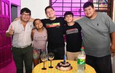 Foto de la galería: Con festejo sorpresa en casa, Guido Fariña recibió sus felices 15 años