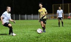 Sixto Fotografías. Deportes. Fútbol Solidario  - Fútbol solidario en el Club Crucero del Norte de Garupá