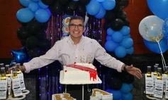 Sixto Fotografías. Sociedad. Cumpleaños - Alegría y encuentro en el cumpleaños del Contador Saravia