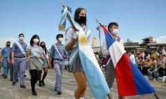 Sixto Fotografías. Sociedad. Acto aniversario - Acto del 25 de Mayo: reencuentro y gran alegría en el regreso de la Fiesta Patria