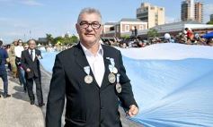 Sixto Fotografías. Sociedad. Acto aniversario - Encuentro patrio en el desfile del 25 de Mayo