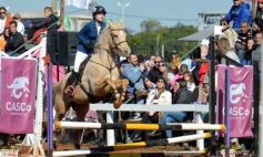 Sixto Fotografías. Deportes. Equitación - A orillas del Paraná: la equitación nacional deslumbró en el Balneario Costa Sur de Posadas
