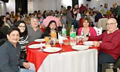 Sixto Fotografías. Sociedad. Varios - Después de 40 años, San Cayé volvió a juntarse y celebró su primer encuentro con emoción y alegría