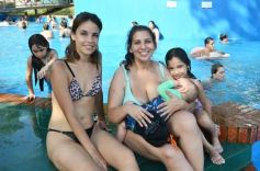 Foto de la galería: Temporada de piletas: para muchos el primer día del año se disfrutó a pleno en el Club del IPLyC