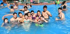 Foto de la galería: Temporada de piletas: para muchos el primer día del año se disfrutó a pleno en el Club del IPLyC