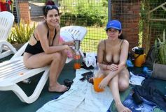 Foto de la galería: Temporada de piletas: para muchos el primer día del año se disfrutó a pleno en el Club del IPLyC