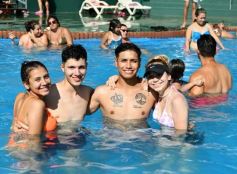 Foto de la galería: Temporada de piletas: para muchos el primer día del año se disfrutó a pleno en el Club del IPLyC