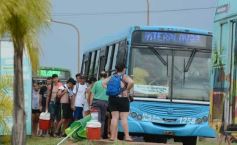 Foto de la galería: Junto al verano posadeño, la bienvenida al 2023 siguió y copó la playa de Costa Sur
