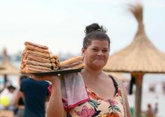 Foto de la galería: Junto al verano posadeño, la bienvenida al 2023 siguió y copó la playa de Costa Sur