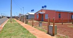 Foto de la galería: Con llave en mano: casi 600 nuevas familias recibieron su casa propia en Itaembé Guazú
