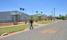 Foto de la galería: Con llave en mano: casi 600 nuevas familias recibieron su casa propia en Itaembé Guazú