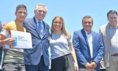 Foto de la galería: Con llave en mano: casi 600 nuevas familias recibieron su casa propia en Itaembé Guazú