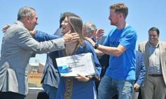 Foto de la galería: Con llave en mano: casi 600 nuevas familias recibieron su casa propia en Itaembé Guazú