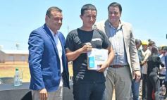 Foto de la galería: Con llave en mano: casi 600 nuevas familias recibieron su casa propia en Itaembé Guazú