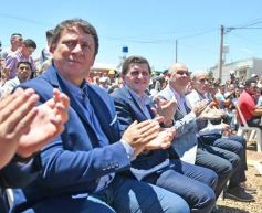 Foto de la galería: Con llave en mano: casi 600 nuevas familias recibieron su casa propia en Itaembé Guazú