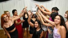 Foto de la galería: Con la noche vestida de fiesta: llegaron los 15 años de More Portillo