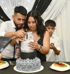 Foto de la galería: Con la noche vestida de fiesta: llegaron los 15 años de More Portillo