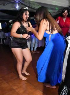 Foto de la galería: Con la noche vestida de fiesta: llegaron los 15 años de More Portillo