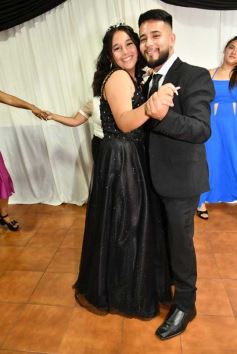 Foto de la galería: Con la noche vestida de fiesta: llegaron los 15 años de More Portillo