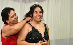 Foto de la galería: Con la noche vestida de fiesta: llegaron los 15 años de More Portillo