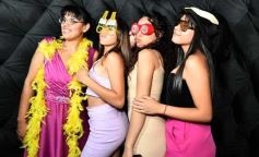 Foto de la galería: Con la noche vestida de fiesta: llegaron los 15 años de More Portillo