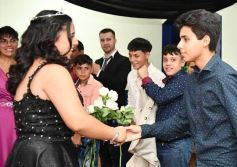 Foto de la galería: Con la noche vestida de fiesta: llegaron los 15 años de More Portillo