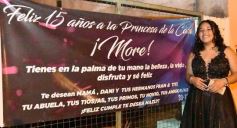 Foto de la galería: Con la noche vestida de fiesta: llegaron los 15 años de More Portillo