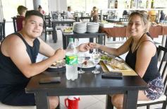 Foto de la galería: Escapada de domingo: con el verano prendido la recreación familiar copó el Club de Río