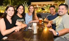 Foto de la galería: Noche de sábado en Glück: disfrute compartido en el fin de semana posadeño