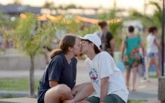 Foto de la galería: Domingo en Costa Sur: agua de rio a pleno y mucha recreación para posadeños y visitantes