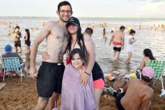 Foto de la galería: Domingo en Costa Sur: agua de rio a pleno y mucha recreación para posadeños y visitantes