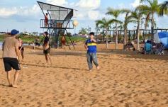 Foto de la galería: Domingo en Costa Sur: agua de rio a pleno y mucha recreación para posadeños y visitantes